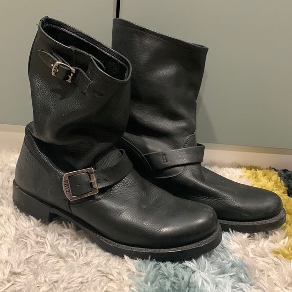 Frye Veronica Short Black Leather Boots 